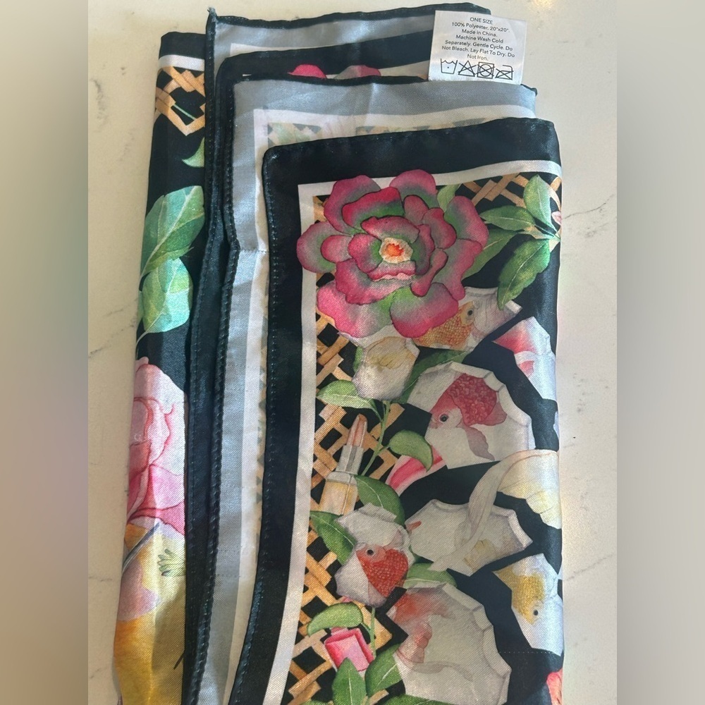 Sephora Wrapper Tropical Birds of Paradise Pink Black Gold - Picture 2 of 12